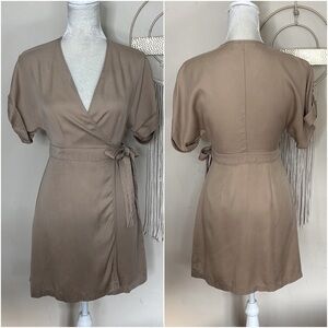 forever 21 • contemporary safari wrap dress in 100% Lyocell